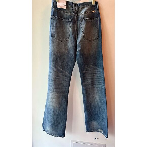 None - Picture 7 of 8